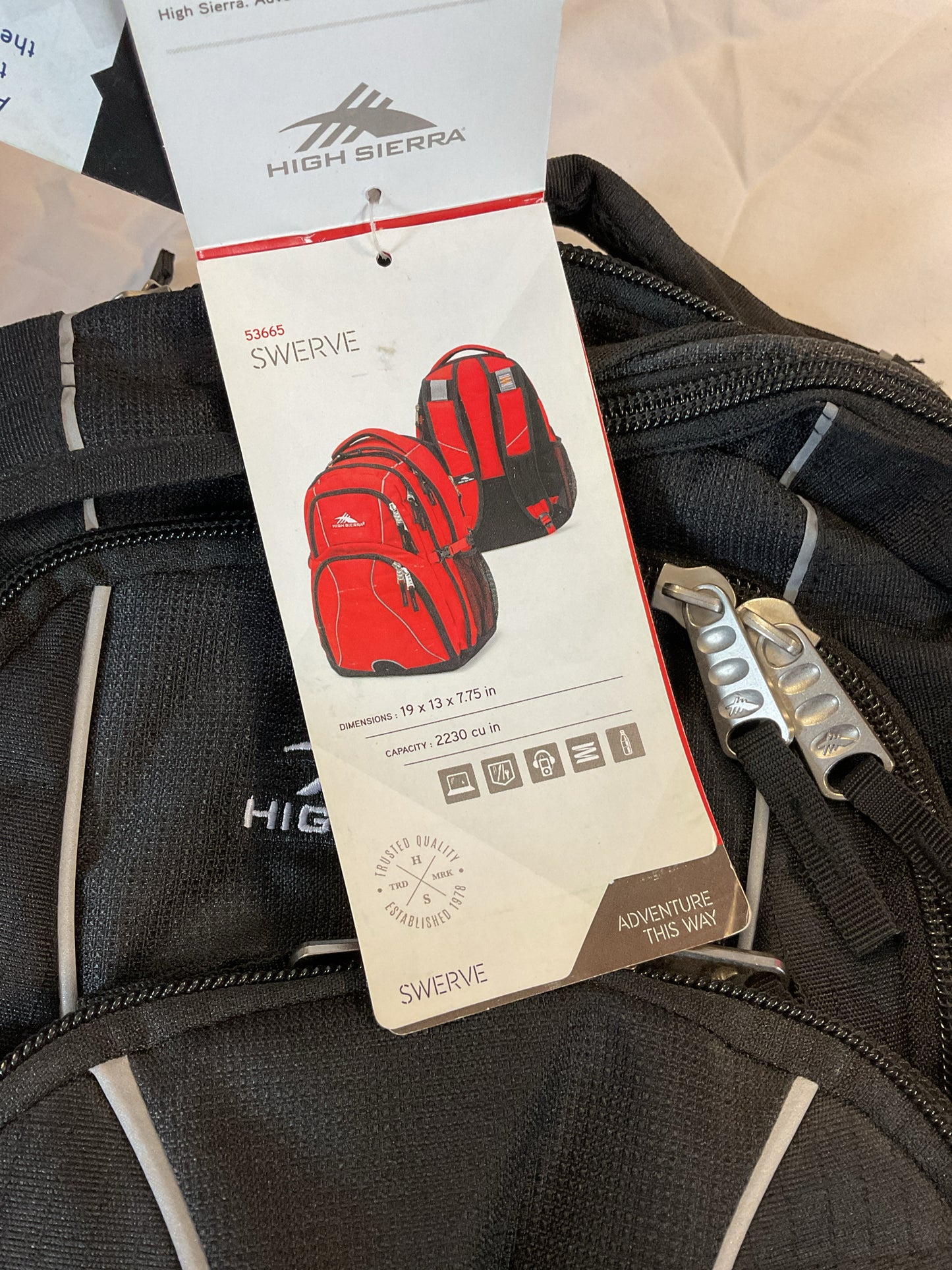 High Sierra Swerve Daypack