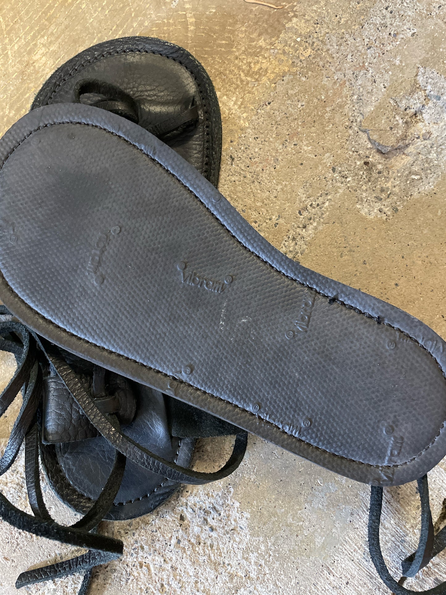 Vibram Gladiator Sandals Women's 6