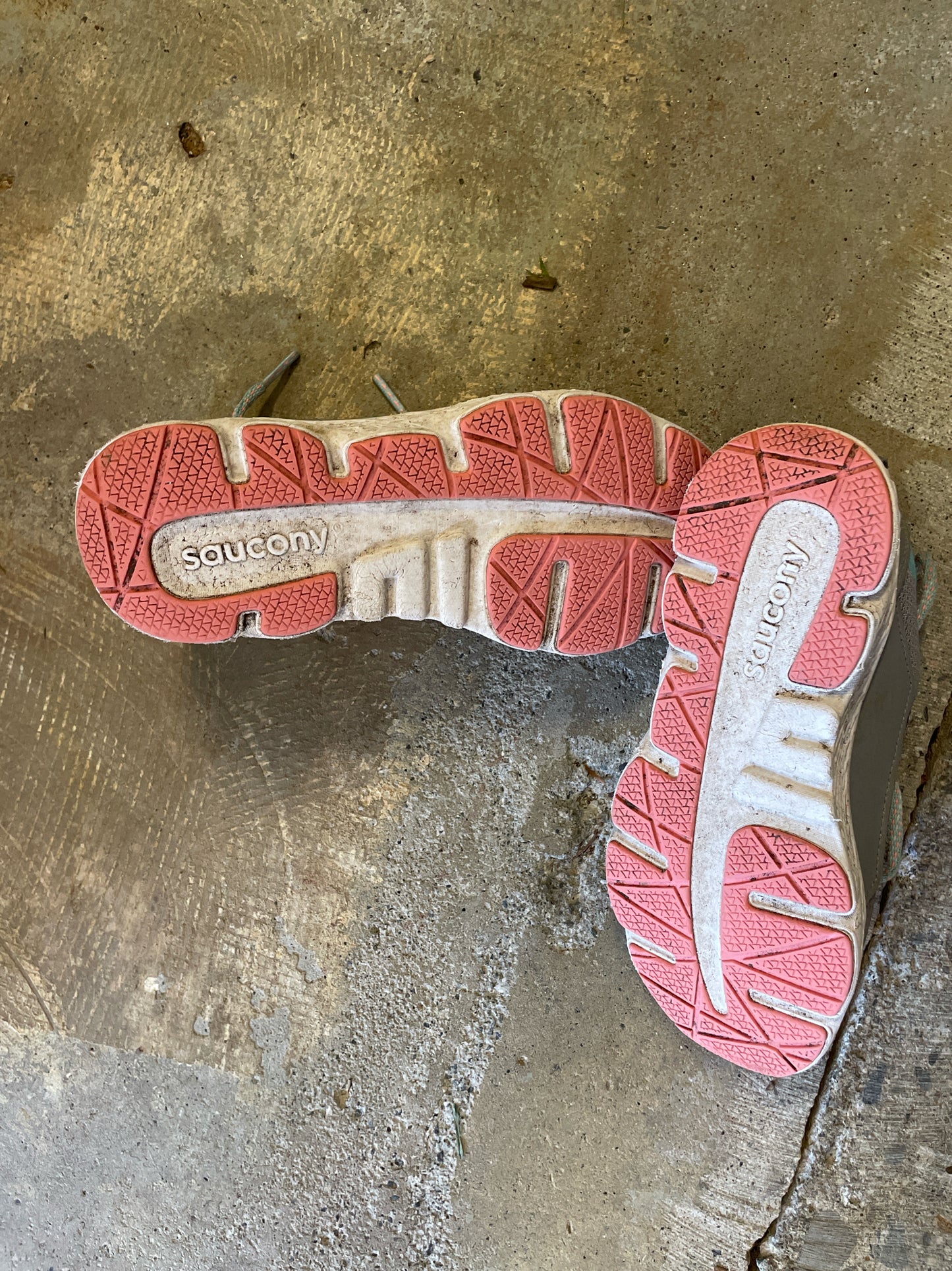 Saucony Running Shoes Girl's 4