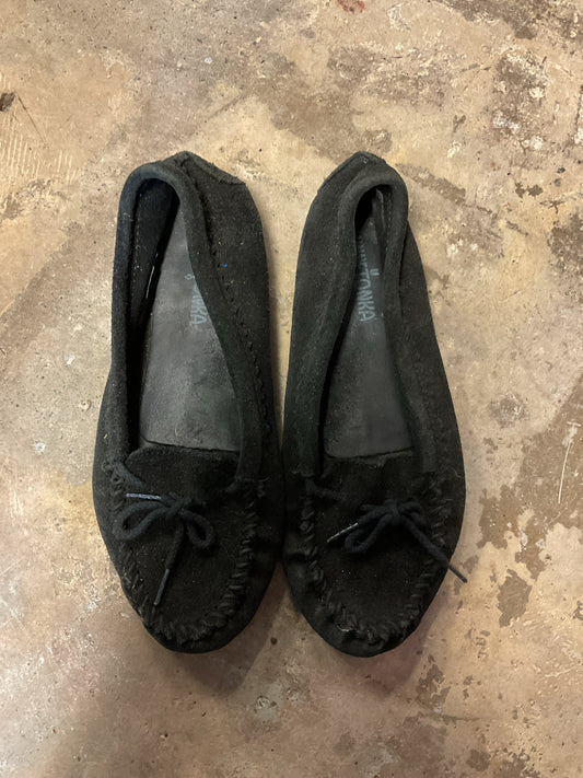 Minnetonka Mocs Camp Slippers Women's 8.5