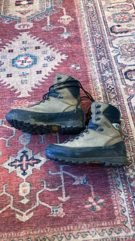 Chrispi Skarven 2.0 Boots Women's 8