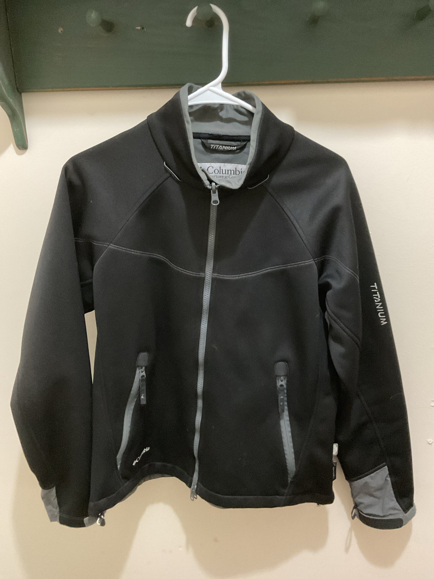 Columbia Softshell Jacket Women's L