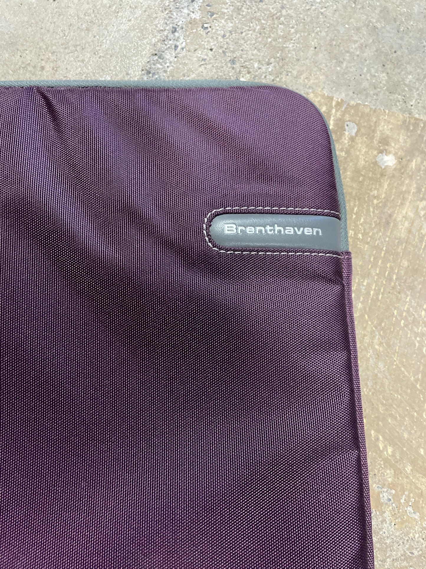 Brenthaven Computer Sleeve
