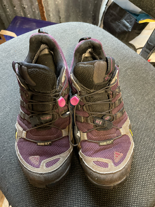 AdidasTerrex Hiking  Shoes Women's 5.5