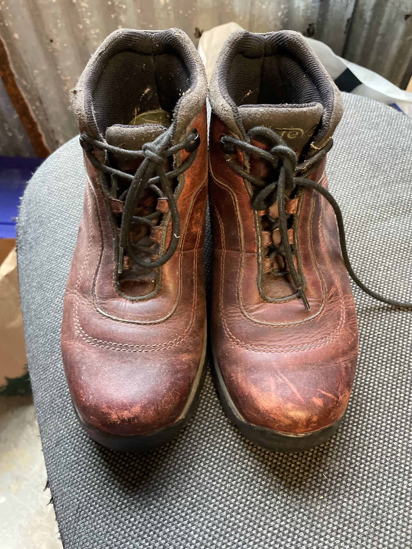 Teva Hiking Boots Women's 6.5
