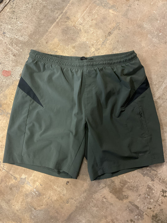 REI Active Shorts Men's L