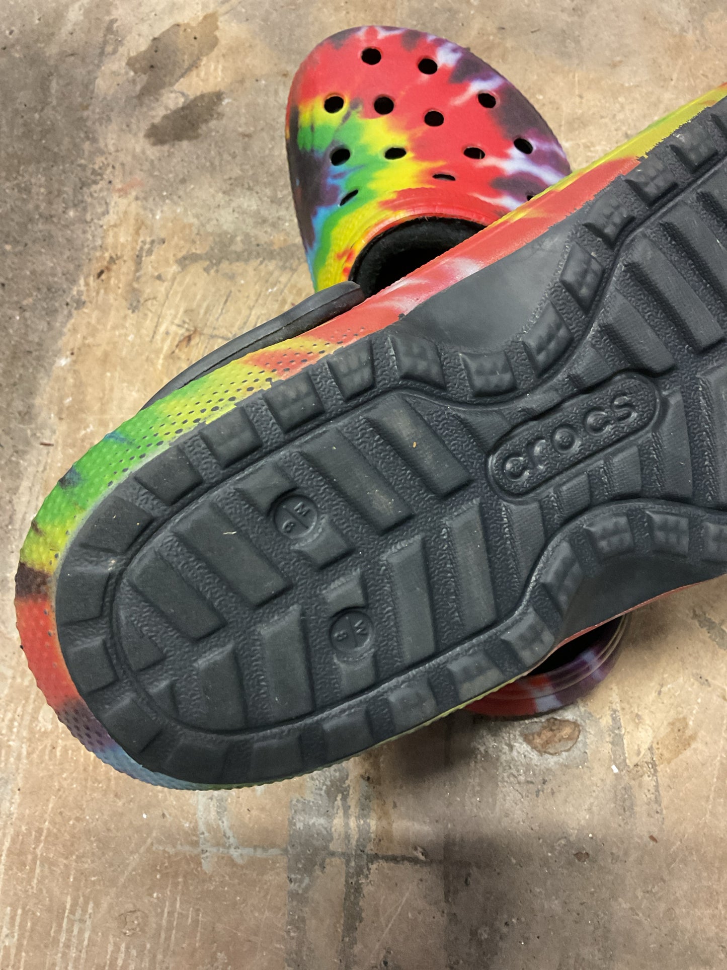 Crocs Classic Clogs Men's 6/Women's 8