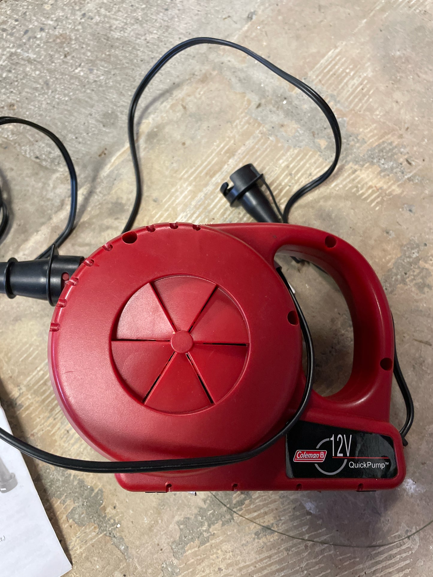 Coleman 12 Volt Quick Pump