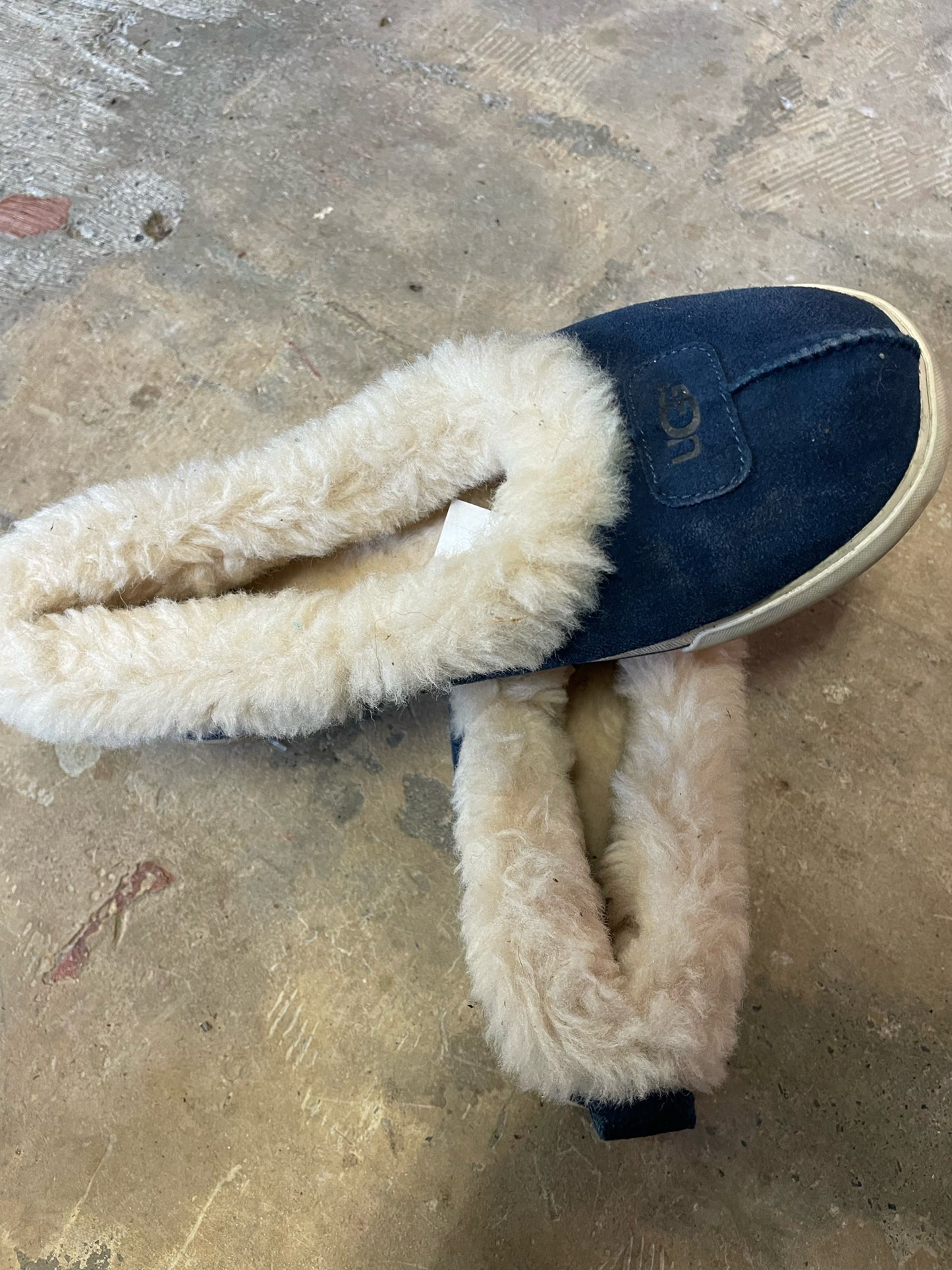 Ugg Camp Sneakers/Slippers Women's 7