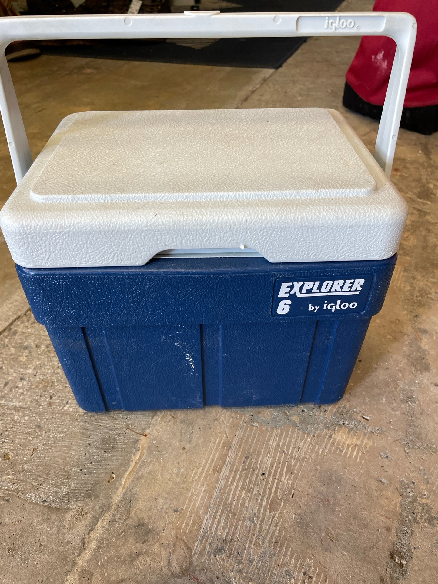Coleman 6 Can Cooler