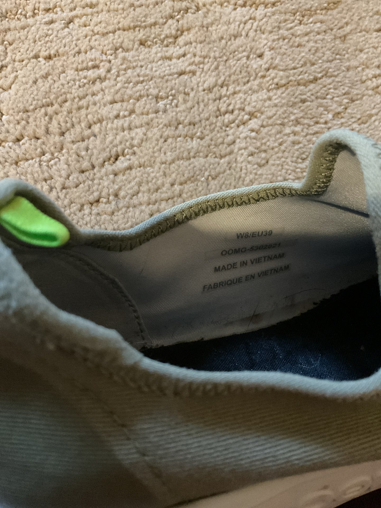 Oofos Oomg Eezee Low Loafers Women's 8