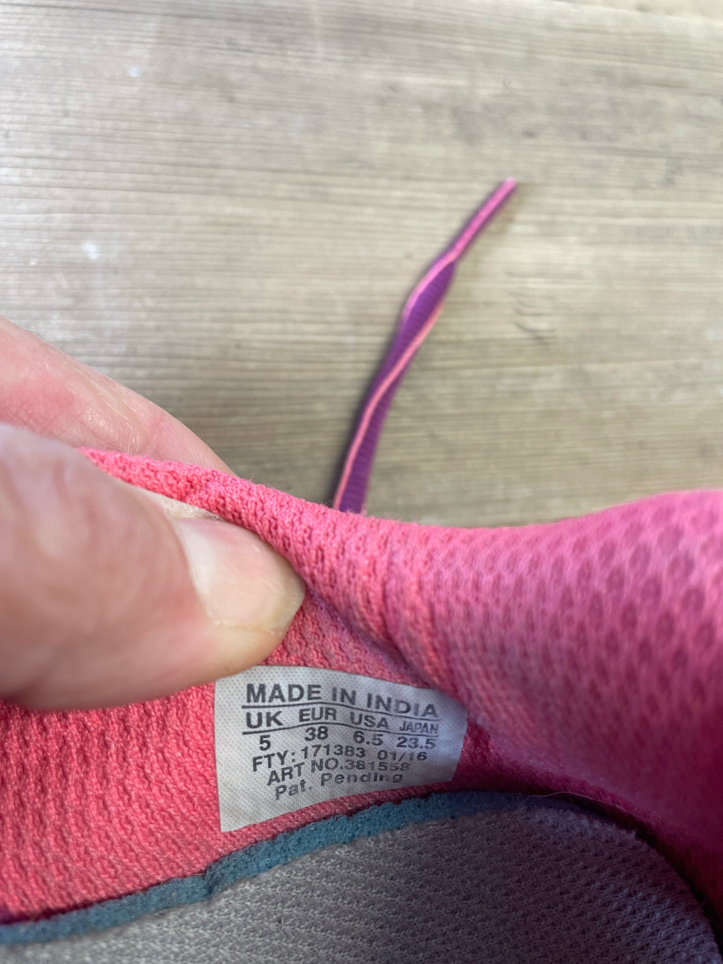 Salomon Trail Running Shoes Women's 6.5