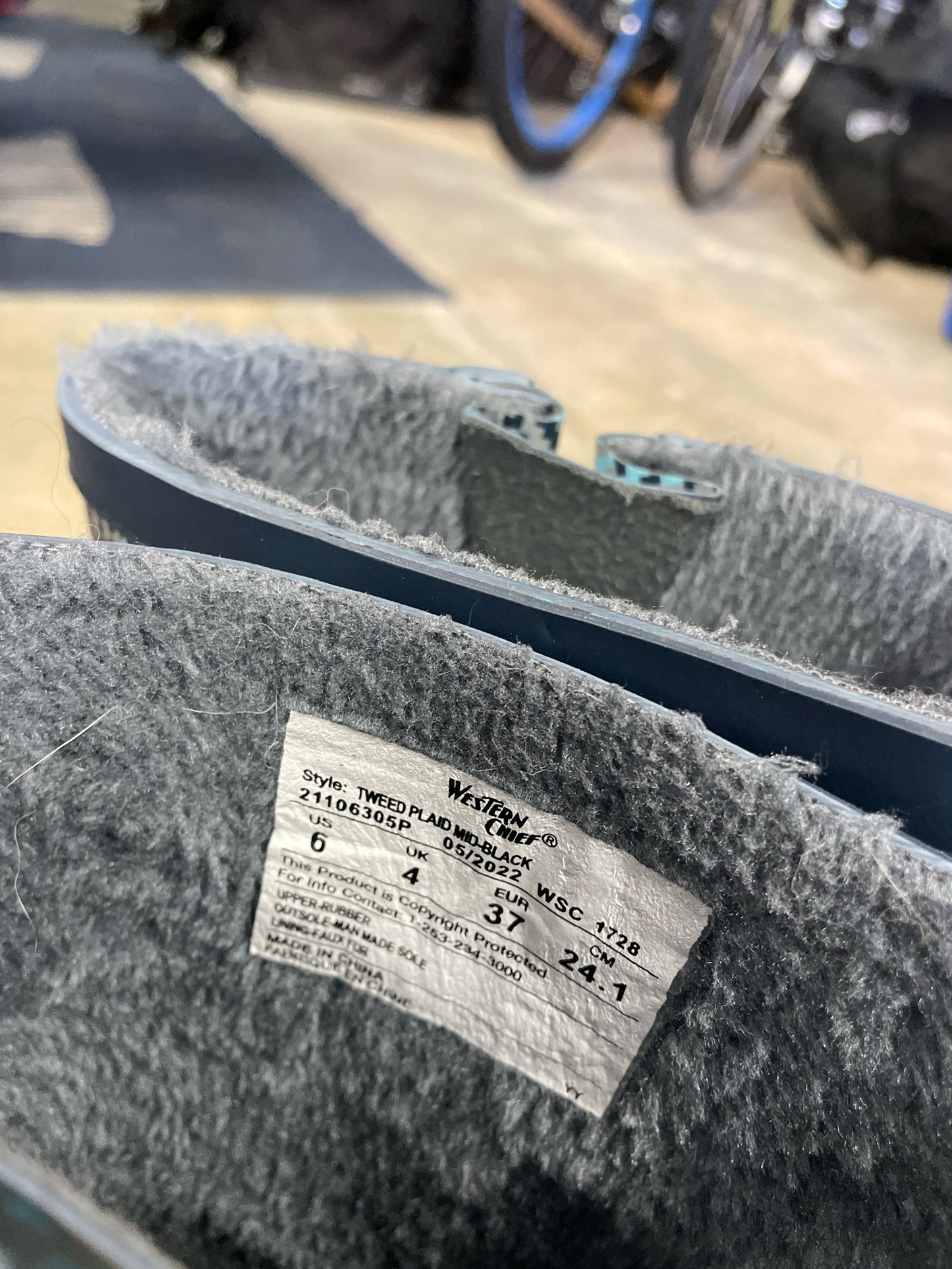 Western Chief Rain Boots Women's 6