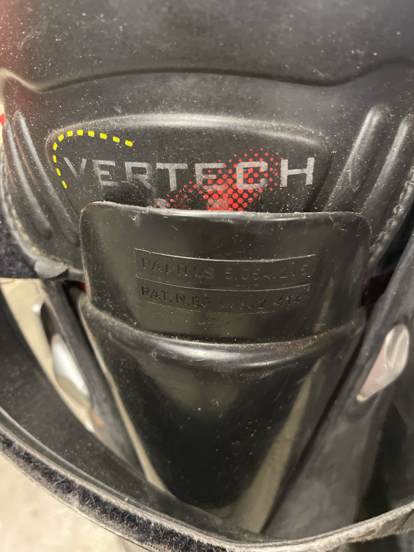 Nordica Downhill Boots Men's 8.5/ Women's 9.5