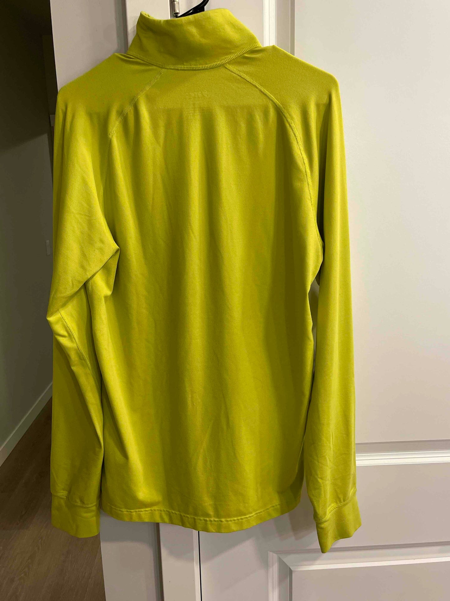 Asics Pullover Women's M