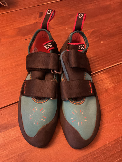 Five Ten Anasazi LV Climbing Shoes Women's 5.5
