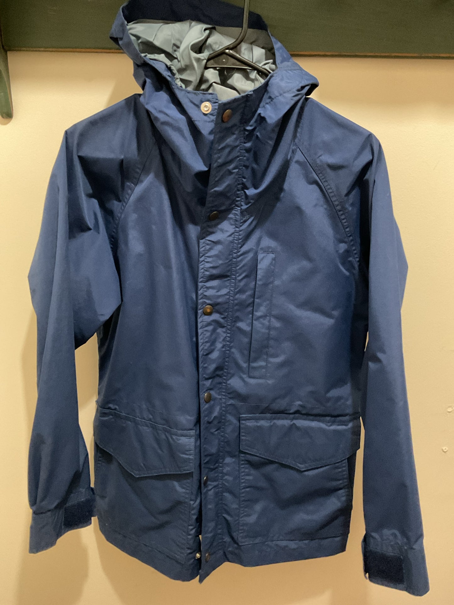 Oregon Mountain Community Gore Tex Jacket Men's S