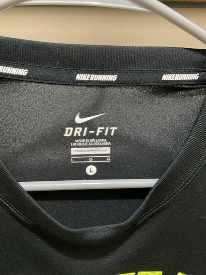 Nike Short Sleeve Shirt Men's L