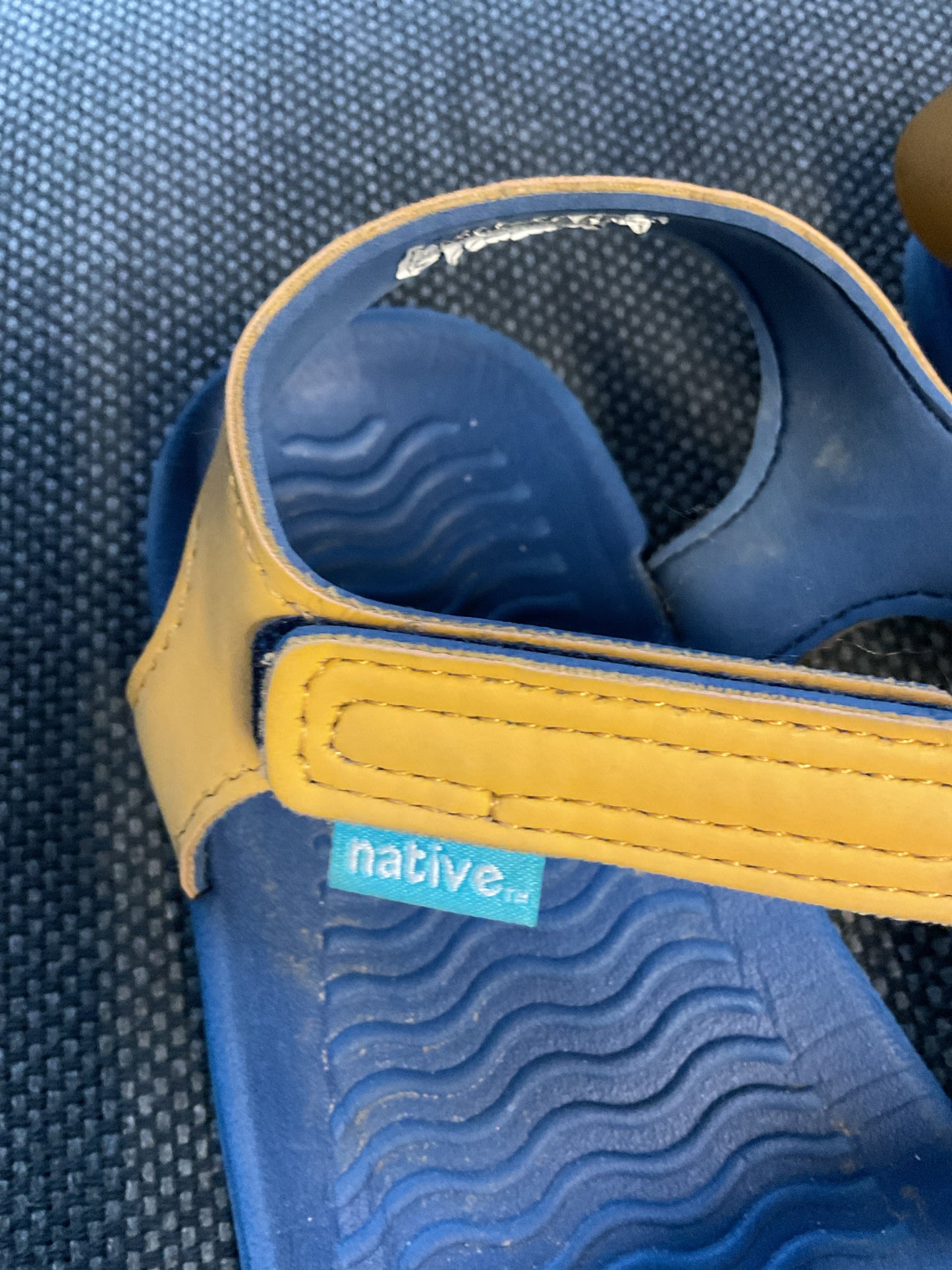 Native Sandals Kid's 10