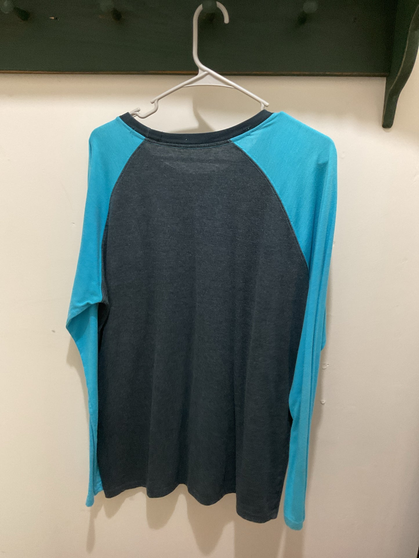 Hurley Long Sleeve Shirt Women's L/XL