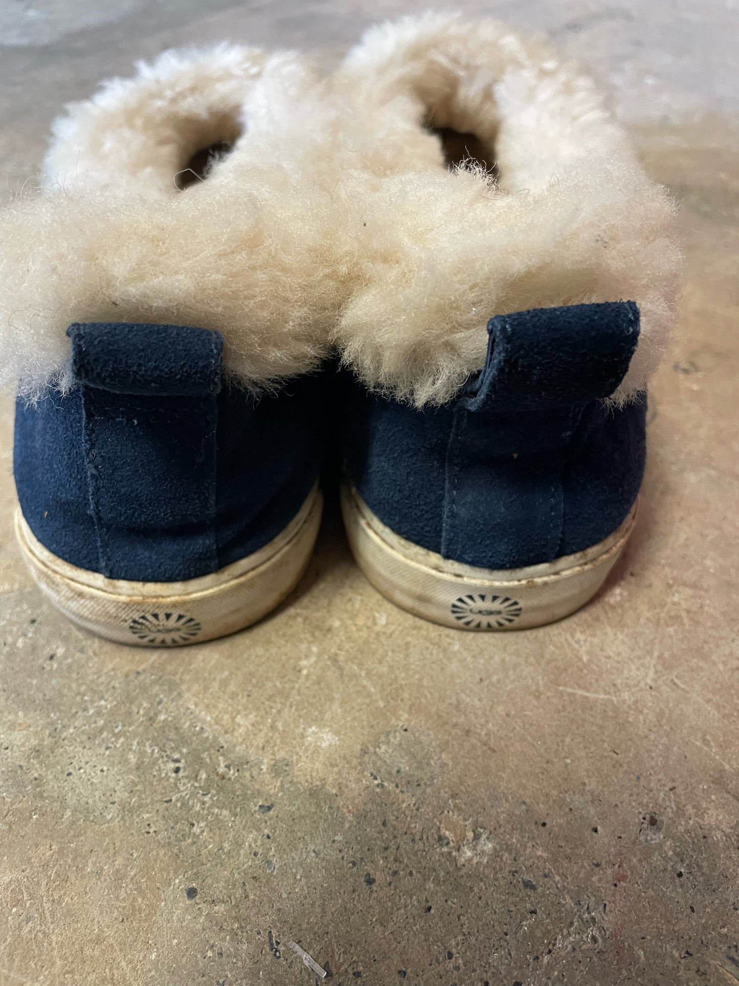 Ugg Camp Sneakers/Slippers Women's 7