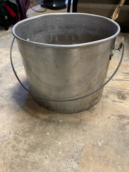 9" Pot
